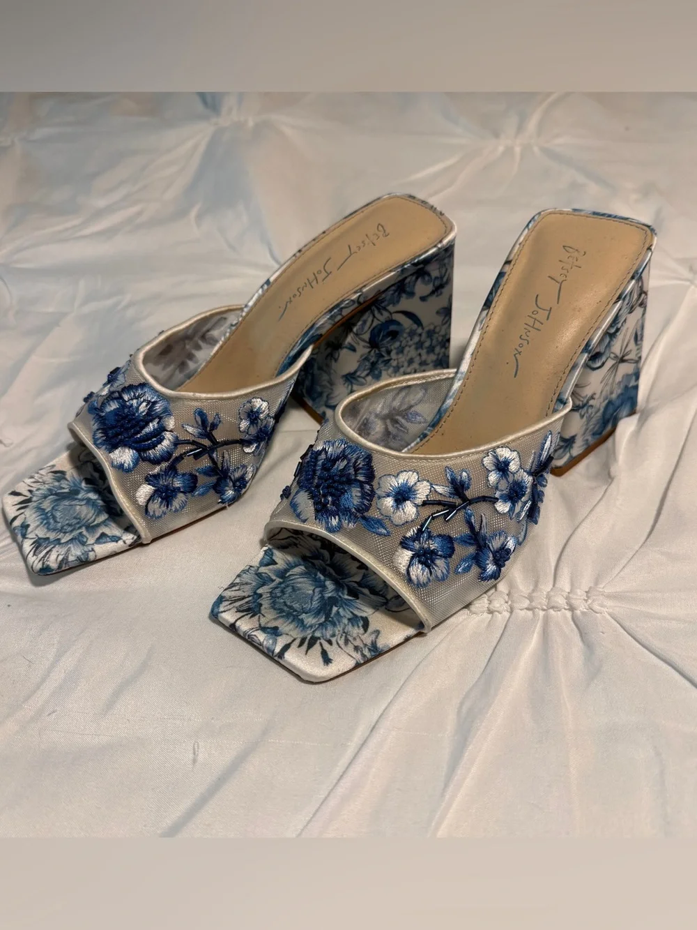 Betsey Johnson White and Blue Floral Block Heel Mules